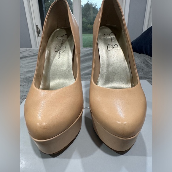 Jessica Simpson Pumps - Picture 4 of 6